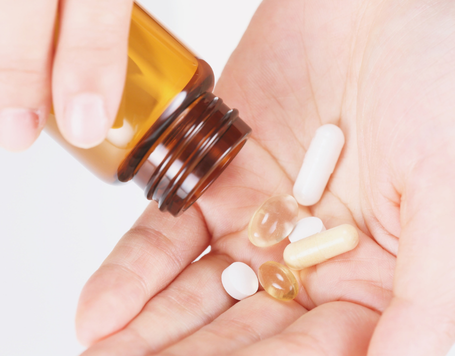 Vergleich von Medikamenten für eine Haartransplantation